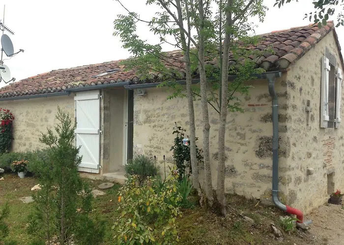 Le Domaine Des Ramonets 펜션 카오르